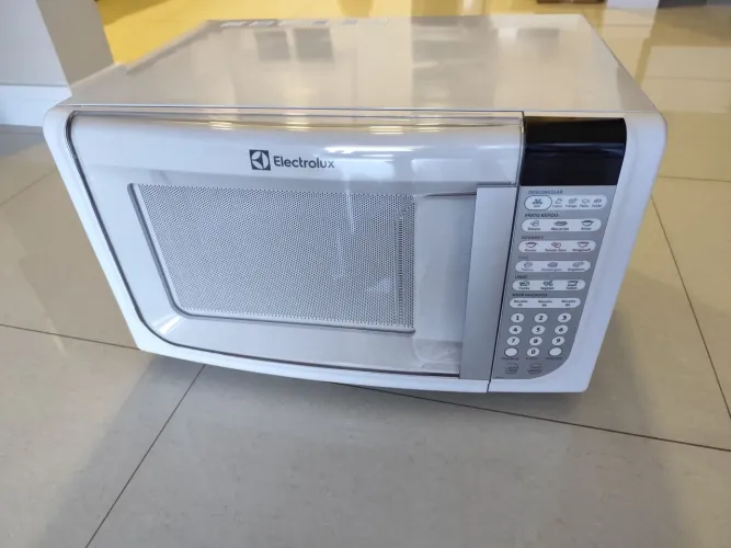 Micro-ondas Electrolux MEF41 - Usado - Bom estado