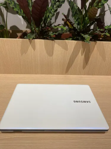 Notebook Samsung R$900,00