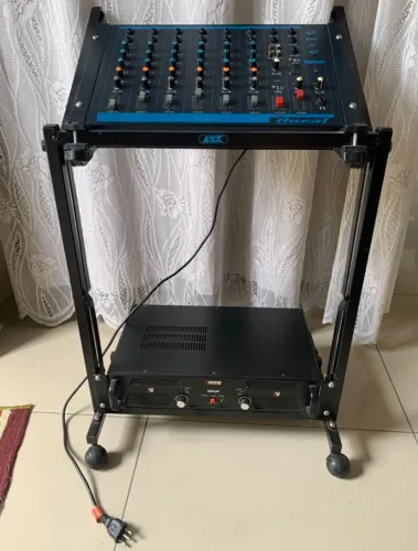 Mesa de som 6 canais completa
