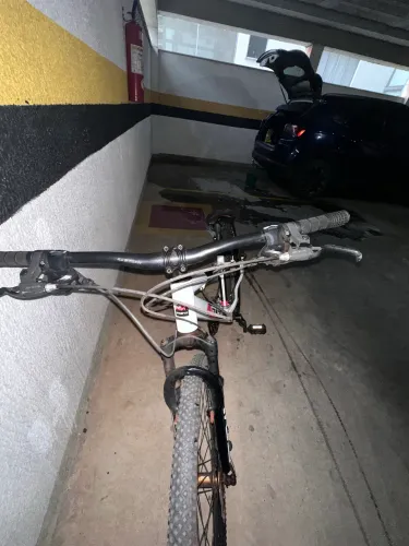 Bicicleta GTS M1 Aro 27 MTB Branca - Estado PERFEITO! Pouco uso