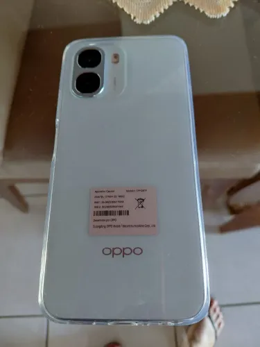 Vendo esse celular novo com dois mês de uso com nota fiscal 