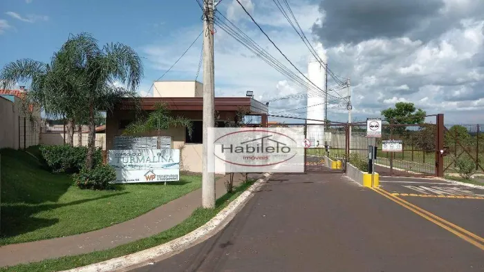 Casa com 2 dormitórios para alugar, 53 m² por R$ 1.229,18/mês - Condomínio Turmalina - Bro