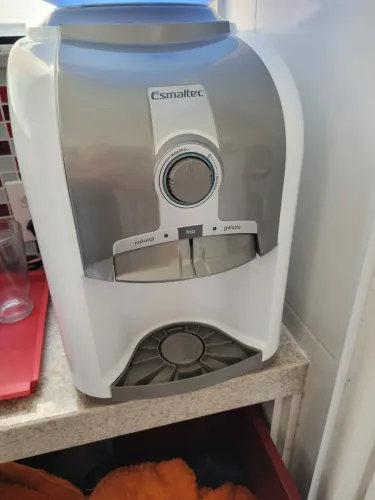 Gelágua Electrolux em excelente estado