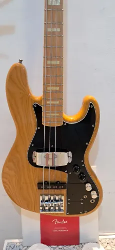 CONTRABAIXO FENDER MARCUS MILLER - MADE IN JAPAN - ATIVO E PASSIVO - 2010