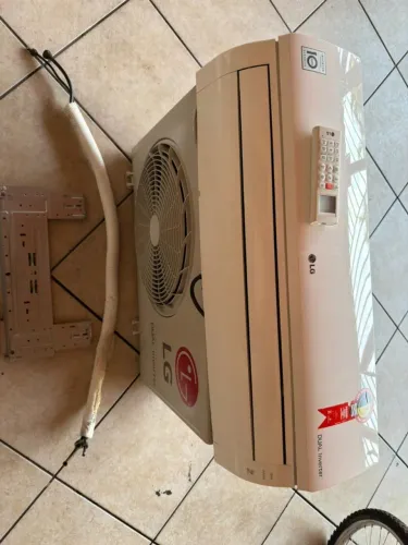 AR CONDICIONADO LG DUAL INVERTER 9000 BTUS MUITO CONSERVADO