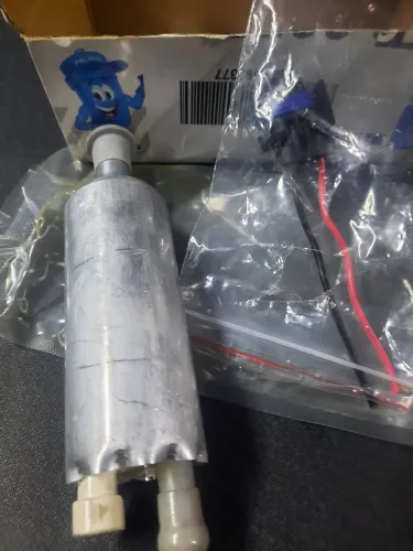 Vendo bomba combustível monza 3 bar sem uso