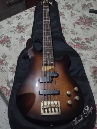 Contra Baixo 5 Cordas