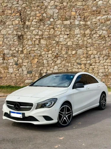 Mercedes-Benz CLA-200 First Edition 1.6 TB 16V Aut. 2015