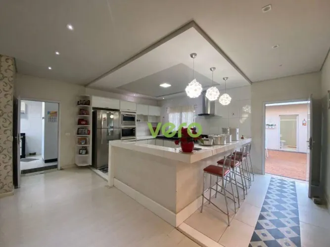 Casa com 4 dormitórios para alugar, 393 m² por R$ 19.424/mês - Loteamento Residencial Jard