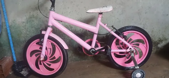 Bicicleta menina