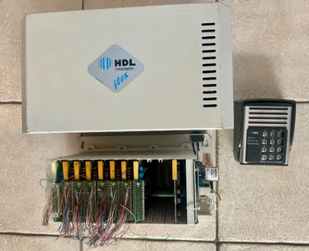 Central de Interfone HDL 152P Flex - Completa e Funcionando.
