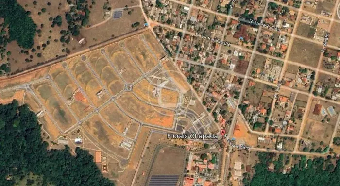 QUADRA BEM LOCALIZADA