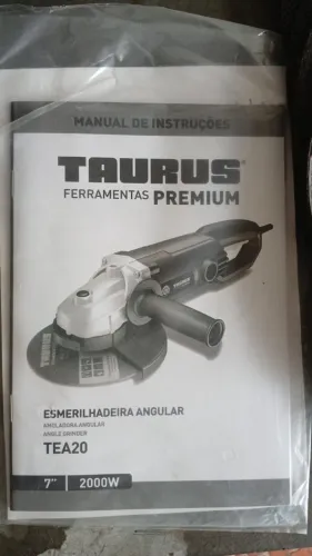 Esmerilhadeira Taurus 7" TEA20 2000W com 15 discos/corte e esmeril.