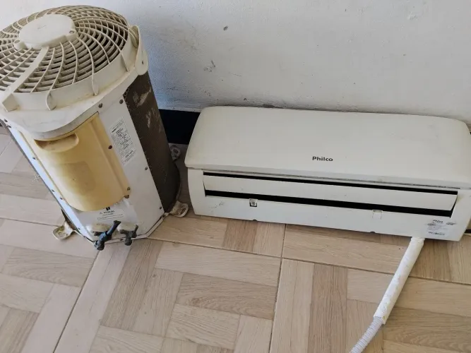 Ar-condicionado 9000btz completinho retirado o gás tudo certinho, só pegar e instalar!