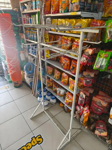 Porta vassouras expositor reforçado