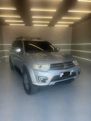 Mitsubishi Pajero HPE 3.2 4X4 T.i. Dies. 5P Aut. 2017