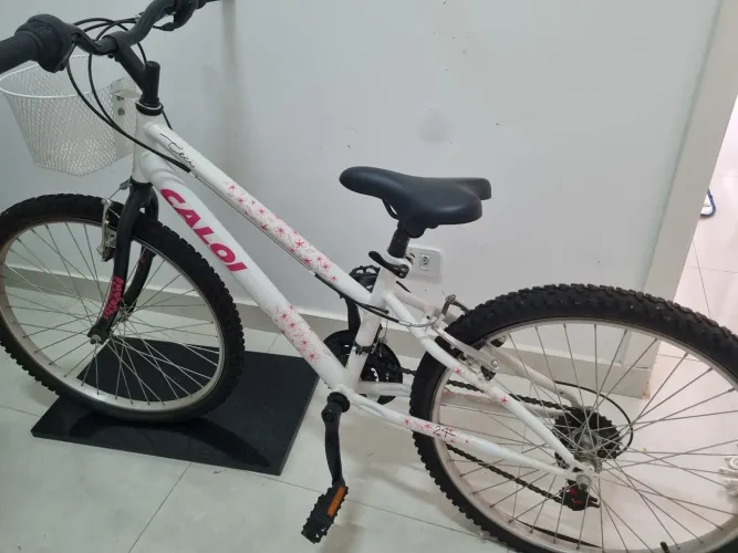Bicicleta Caloi Ceci aro 24