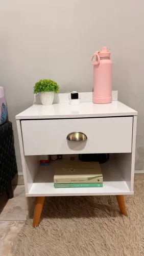 Mesa de Cabeceira