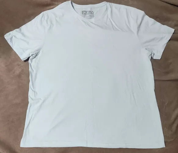 Camiseta básica branca