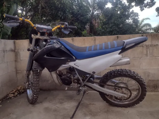 DT 200
