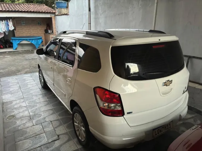 Chevrolet Spin LT 1.8 8V Econo.flex 5P Aut. 2014