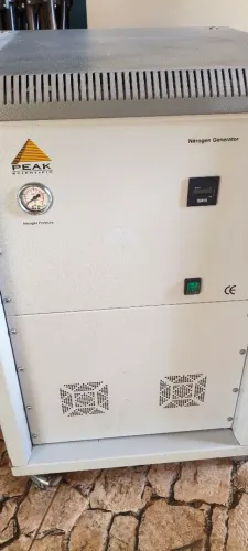 Gerador De Nitrogênio Peak Scientific NM30LA-MS - Estado de Novo