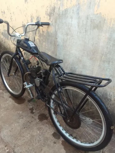 Bicicleta motorizada no precinho de desapego