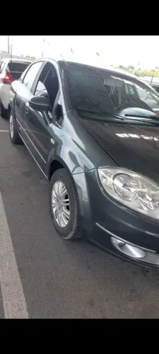Fiat Linea Essence 1.8 Flex 16V 4P 2012