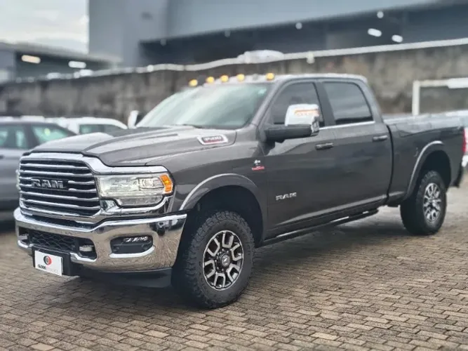 Ram 3500 Limited Longhorn 6.7 TB CD Diesel 2023