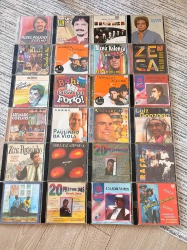 Lote com 24 CDs de Forró, Samba, Sertanejo e Axé - Originais - CD
