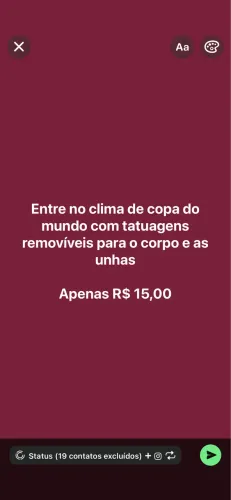 Revistinhas para colorir e tatuagens removíveis