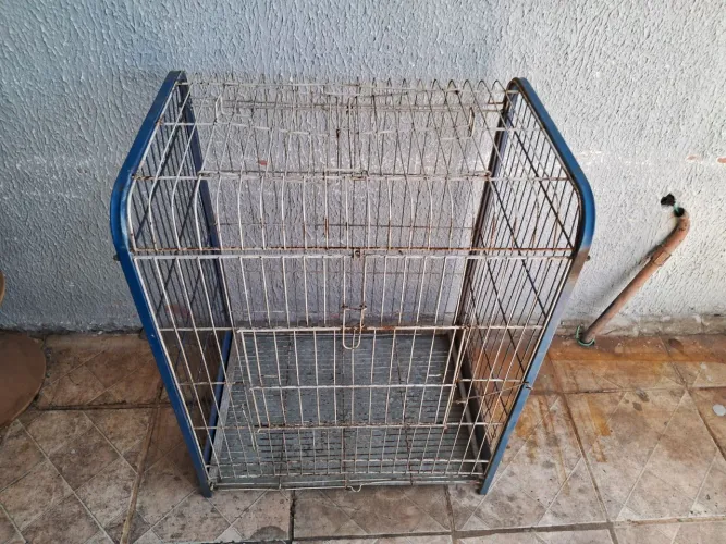Gaiola 75cm altura x 58cm comprimento X 40cm de profundidade