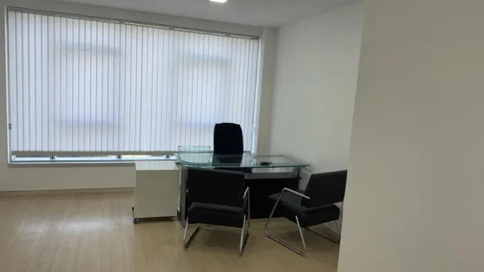 Sala mobiliada na Barra Olímpica 