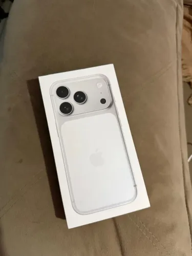 iPhone 17 pro zero , garantia , 256 gigas , troco em moto  troco em celular inferior volta