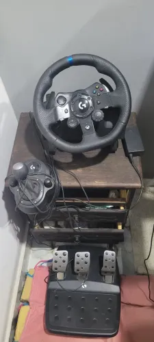 Volante G29 com câmbio e pedais