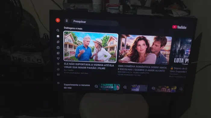 Tv TCL de 40 polegadas usado bom