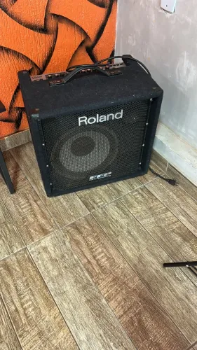 Caixa amplificada contrabaixo Roland FFP