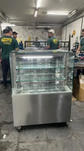 Vitrine de AUTO serviço - sob medida