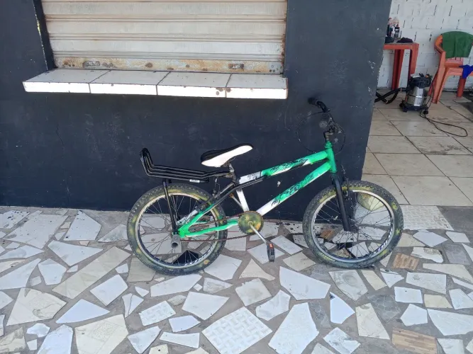 Bicicleta Aro 20 Usada - R$ 215