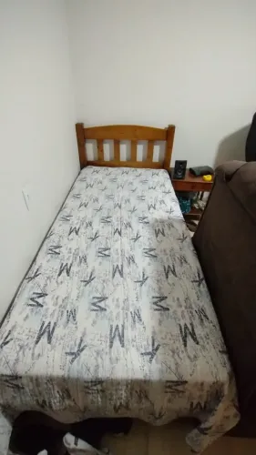 Cama de Solteiro Madeira Maciça cor Imbuia Sem o Colchão