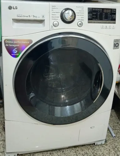 Lava e Seca LG 9kg Inverter Direct Drive