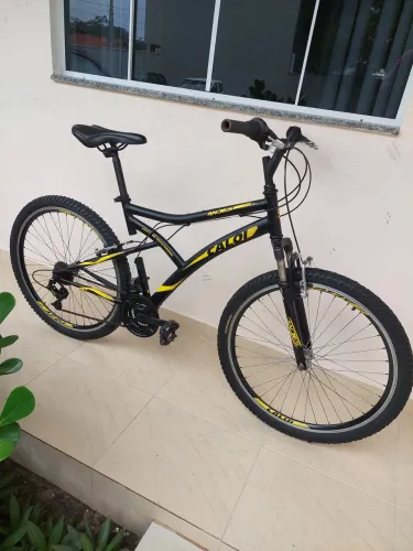 *REVISADA* Bicicleta aro 26 (ACEITO CARTÃO)