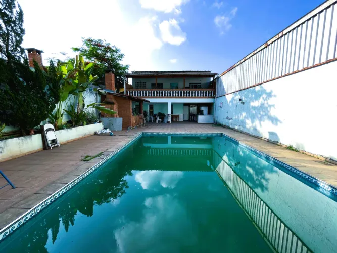 Casa térrea à venda no Bairro da Vila Clarice na Rua Major Alfredo Romão
