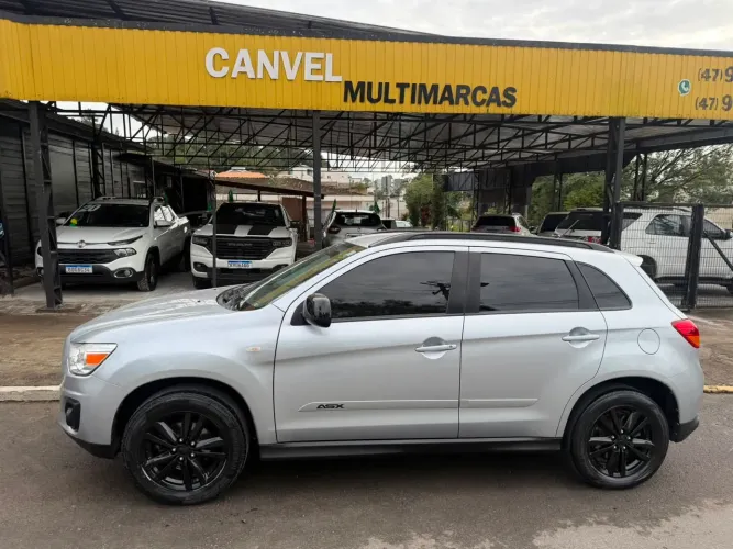 Mitsubishi ASX 2.0 16V 160cv Aut. 2013