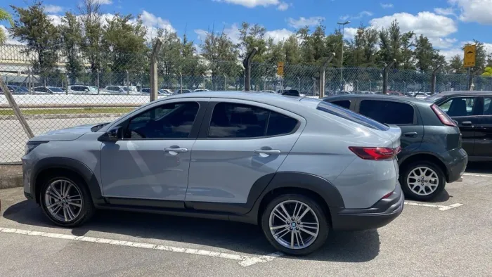 Fiat Fastback 1.0 200 Turbo Flex AUT 2025