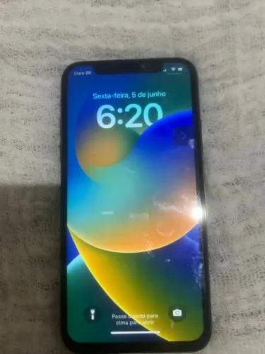 Vende-se iPhone X com a capinha do iPhone 11 ?