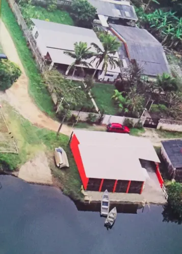 Pousada, Marina e casa residencial na frente da água. Terreno 1.700m² com 800m² construido