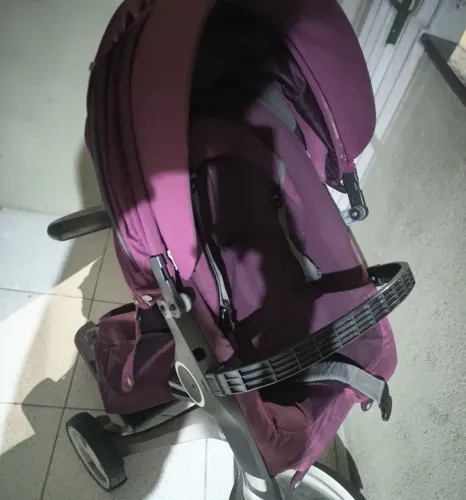 Carrinho Stokke Xplory com Moisés + Bebê Conforto + Bolsa