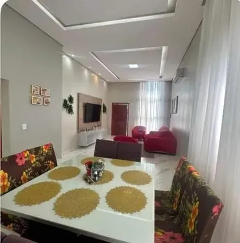 VENDO semi mobiliada casa em Condomínio- aceito 50% de entrada e parcela o restante