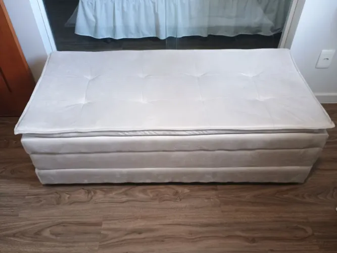 Puff que vira cama de casal (Recamier)